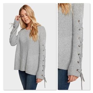 Willow & Clay Lace-up Sleeve Sweater sz XXS
